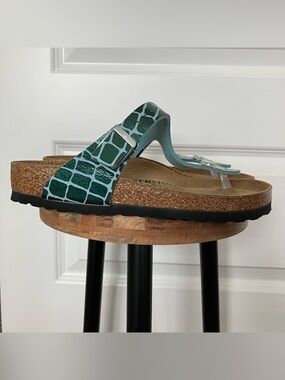 NEW Birkenstock Gizeh Thong Women Sandals Sz EU 37 US 6-6.5 Gator Blue 2026-423